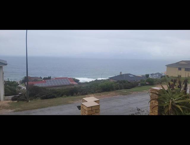 3 BEDROOM PROPERTY TO RENT IN DANA BAY